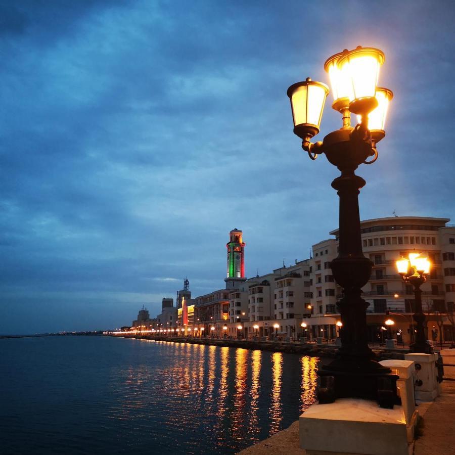 Madame Bari' Suite Apt In The Heart Of Bari Ngoại thất bức ảnh